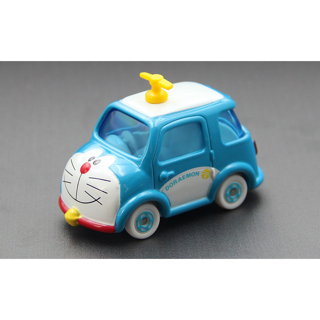 Kids Toys Car - 在庫ありオリジナルタカラトミードリームトミカ No.165 ドラえもんダイキャスト合金モデルカー作動サスペンション付き収集玩具ギフト