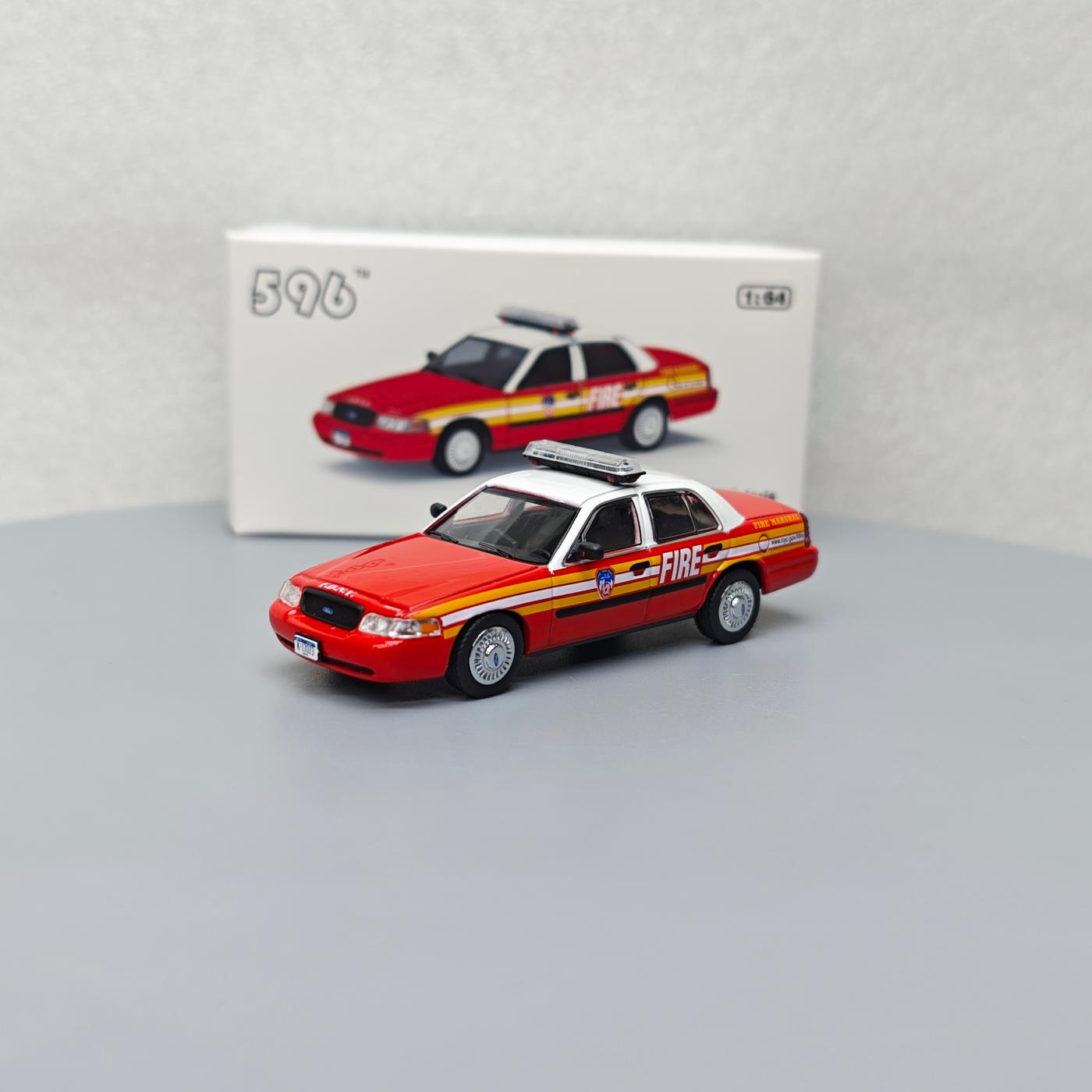 Kids Toys Victoria - 596 1:64 フォード クラウン ビクトリア 高シミュレーション