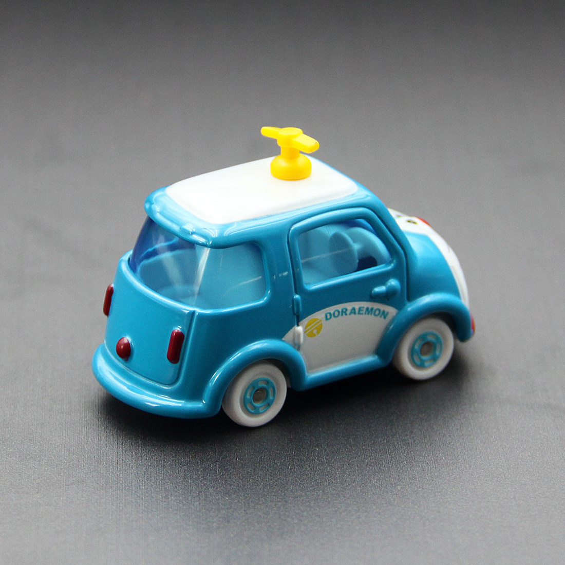 在庫ありオリジナルタカラトミードリームトミカ No.165  - Kids Toys Car のレビューと価格